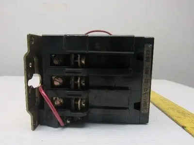 Square D 31041-507-52-801 8736-SCO8 10Hp Motor Starter Size 1 120V Coil