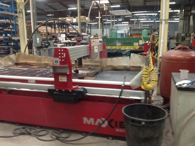 USED 2009 OMAX MAXIEM