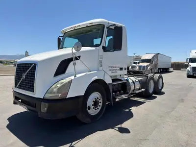 Used 2011 VOLVO VNL64T300 Conventional trucks California US | Ben Kaplan Equipment #1250886