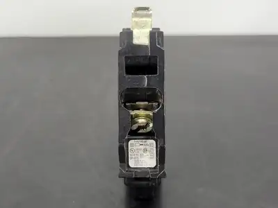 USED SQUARE D QO115