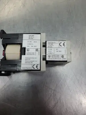 Schneider Electric CA2SK20 10A 690V Contactor w/LA1SK20 Aux. Contactor 4A43.1