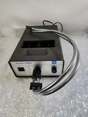 VOLPI INTRALUX 5000 LIGHT SOURCE