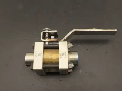 Contromatics 298-00-204 Stainless Steel 3pc Ball Valve 1/2" Socket Weld 700 WOG