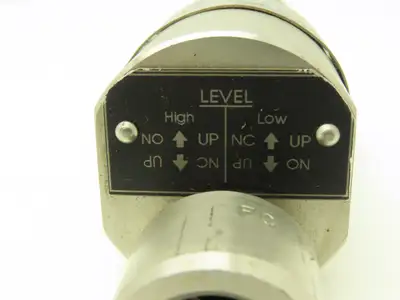 Promag LS31SSH-6S-15 High Pressure Level Switch 1600PSI 400°F 1-1/2NPT