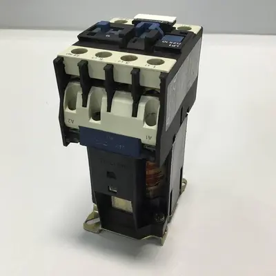 USED TELEMECANIQUE LP1D2510