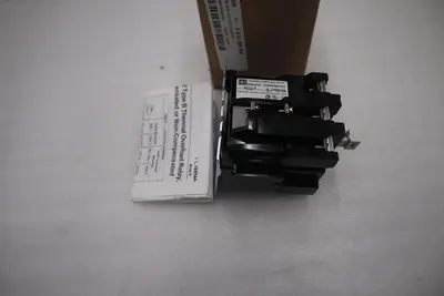 Cutler-Hammer BA13JP 3Pole Thermal Overload Relay NEW WITH BOX STOCK G421A