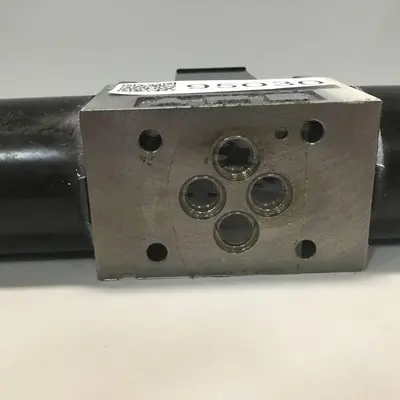 USED TOKIMEC DG4V-3-6C-M-P7-H-7-52