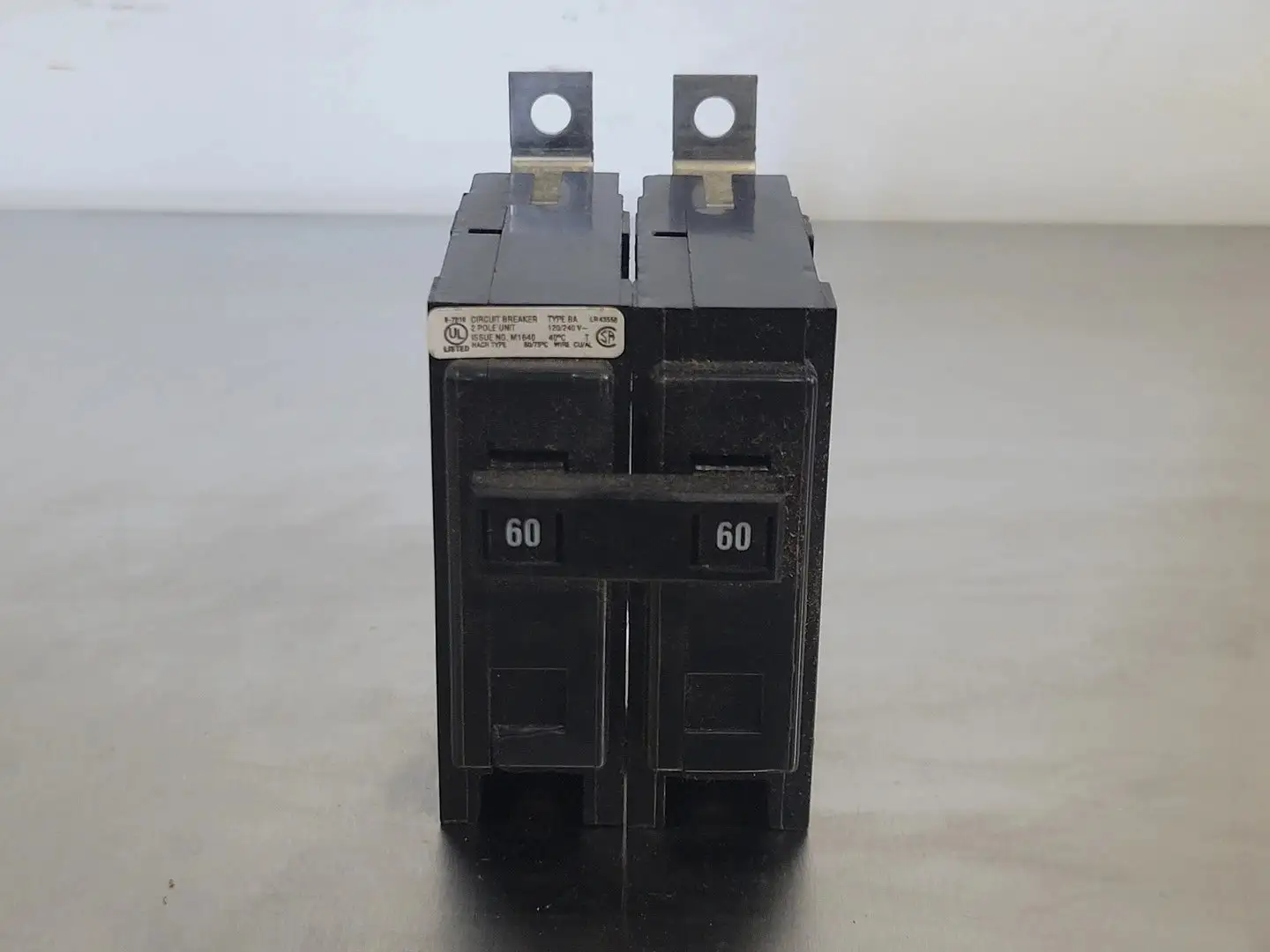USED EATON BA260