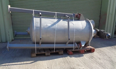 1,250L S/S Vert Enc Mixer Tank 1.1 kw