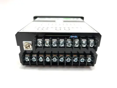 USED COLE PARMER TEMPERATURE DIN CONTROLLER 1/8" DIN 2 SPDT RELAYS