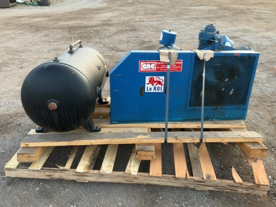 Used LEROI AIR COMPRESSOR 25 HP 880A HEAVY DUTY TWO STAGE RECIPROCATING 87.5 CFM AT 175 PSI Lubricated Reciprocating Air Compressors Michigan US | Miedema Asset Management Group #1761057