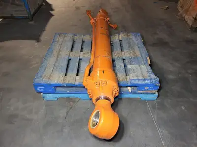 USED HITACHI YA00044323