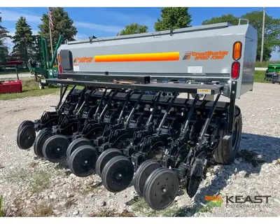 Used CRUSTBUSTER _UNKNOWN_ No-Till Drills Iowa US | Keast Enterprises #1360222