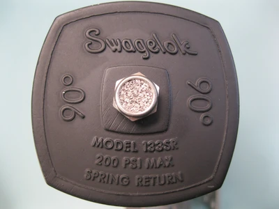 USED Swagelok 133SR