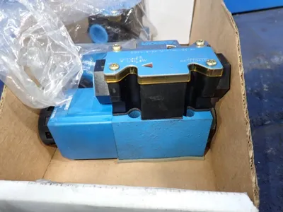USED VICKERS DG4V32AMFTWLB660