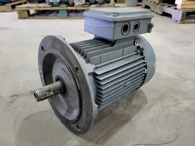 USED SEW-EURODRIVE IEC DFT100LS4
