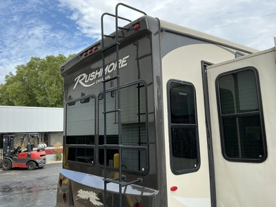 Used 2012 CROSSROADS RUSHMORE 34SB Campers, Caravans, Motorhomes Michigan US | Miedema Asset Management Group #1406929