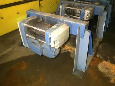 USED DEMAG 2 DEMAG 3.2 TON HOISTS AND 2 SIDE SUPPORTS