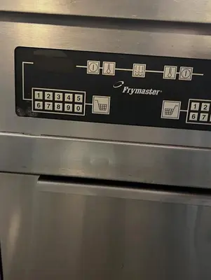 Frymaster FPPH317BLSE Electric Fryer - (3) 50 lb Vats, Floor Model, 208v/3ph