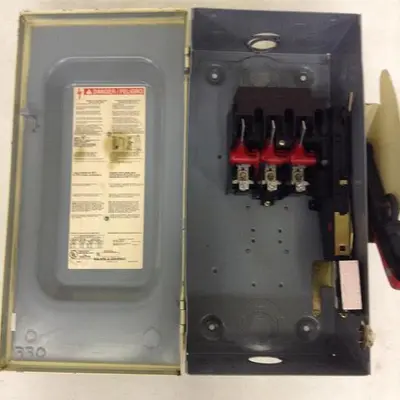 USED SQUARE D HU362