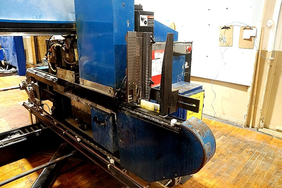 Dodds DE-790CNC Double End CNC Automatic English Drawer Dovetailer With Trimming And Notching