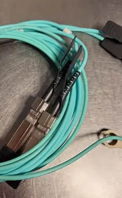 L-COM 100G AOCQSP28100-003 Cable -Optical Fiber 3M SN 1905100290(BIN461)
