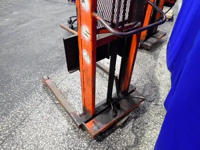 USED ENGINEERING COMPANY INC. M452