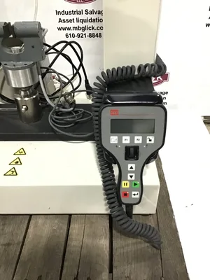 MTS 820.005-SL Insight 5 SL Electromechanical Material Testing System 5kN