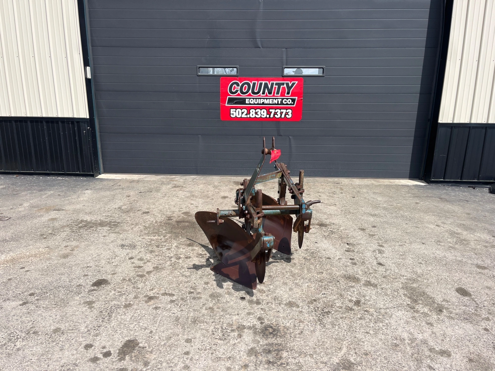 USED FORD 101 2 BOTTOM PLOW