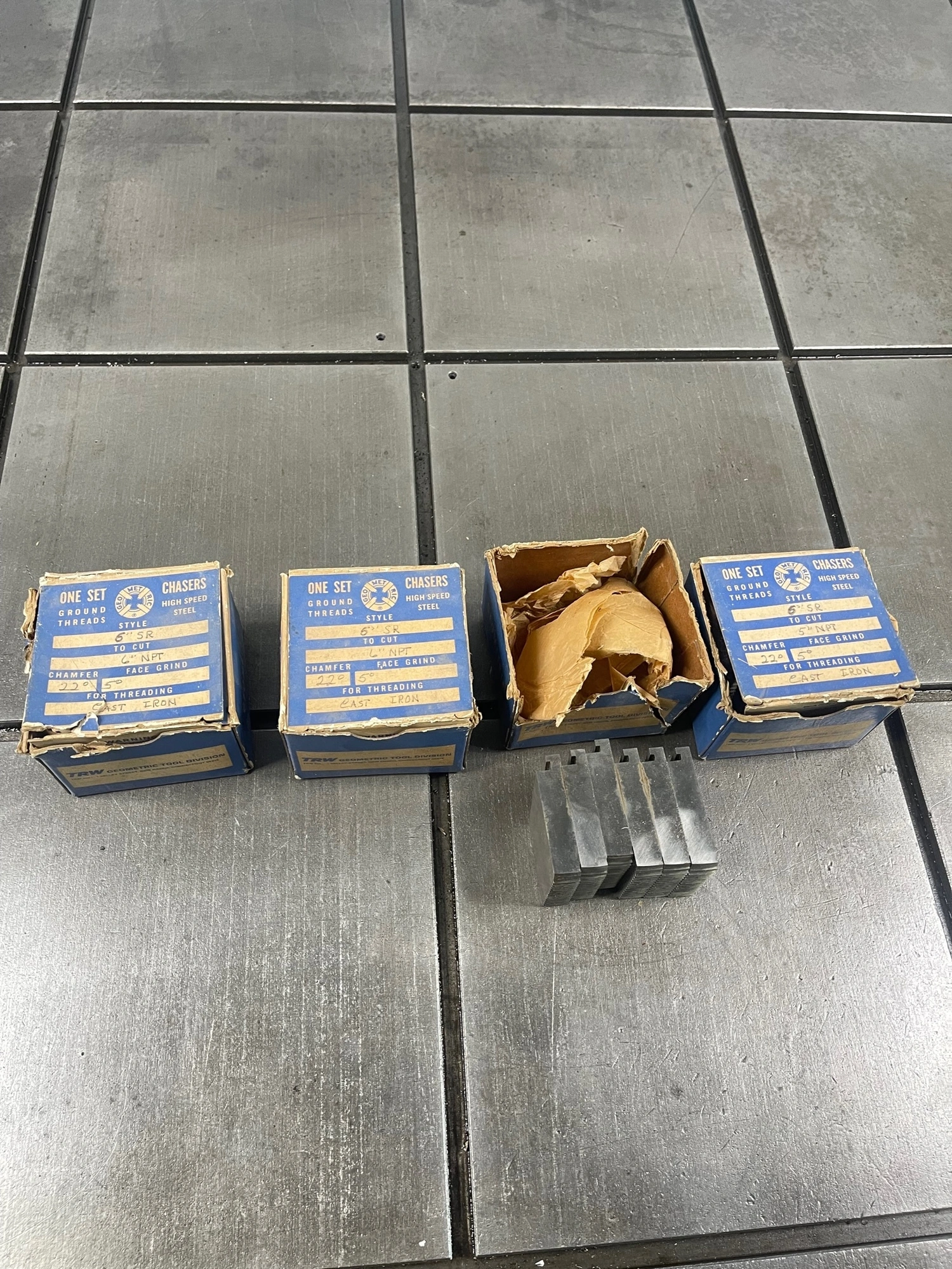(4) TRW GEOMETRIC 6 SR Chasers 6" NPT NOS USA #6910