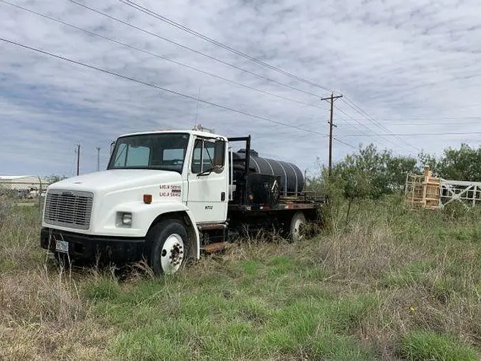 Used NOT SPECIFIED _UNKNOWN_ Water Trucks | Elliott Equipment Company #1049034