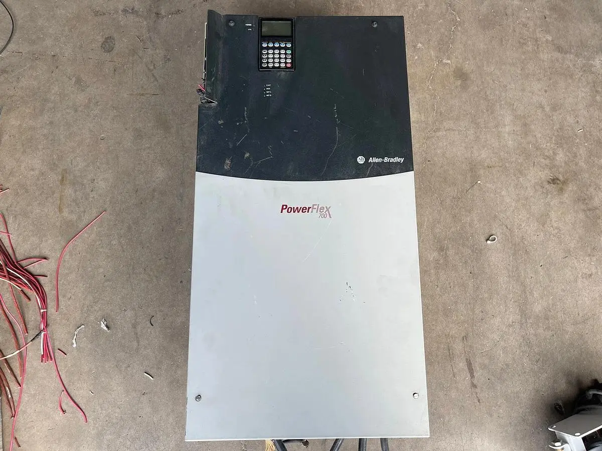Allen Bradley 20BD180A3ANNAND0 SERIES B POWERFLEX 700 DRIVE VFD 150 HP S-151A