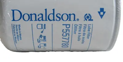 NEW DONALDSON P557780 LUBE FILTER