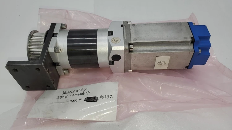 Used YASKAWA ELECTRIC SERVO MOTOR AND REDUCER Relays & Switches Arizona US | ASSET CONVERSION SPECIALISTS, INC. #1306329