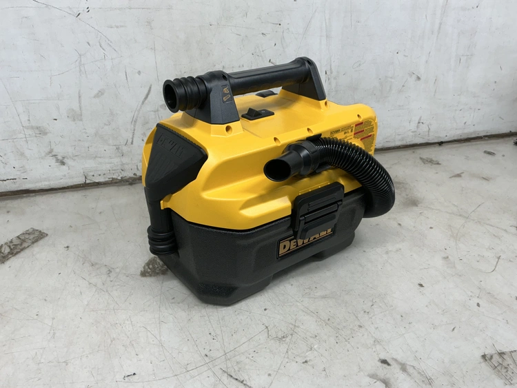 Used _UNKNOWN_ _UNKNOWN_ Wet/Dry Vacuums Michigan US | Miedema Asset Management Group #1183036
