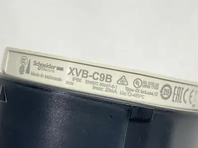USED SCHNEIDER ELECTRIC INDICATING BANK 70MM BUZZER UNIT 90DB 12-48V