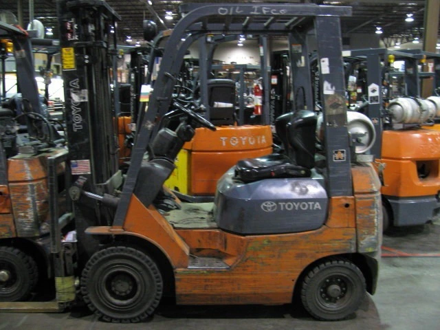 Used TOYOTA  1999 3000 LBS Liquid Propane Forklifts US | Miami Dade Forklift #759154