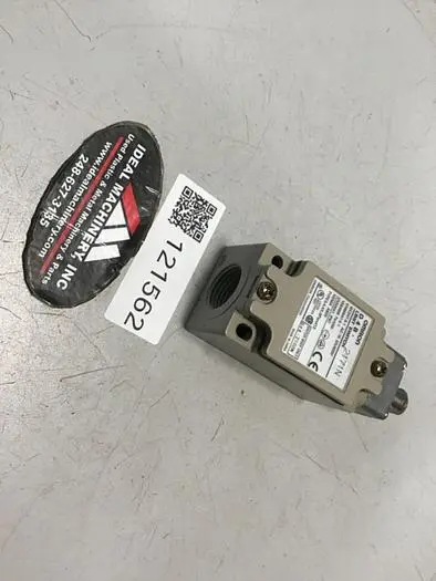 Used OMRON D4B-2171N Relays & Switches Michigan US | Ideal Machinery #583279
