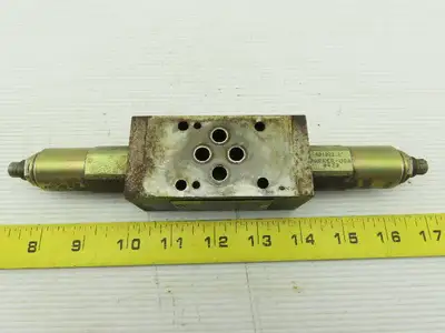 Parker DR102S18-C3D Hydraulic Pressure Relief Valve