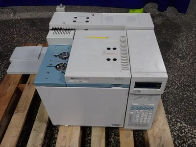 USED HEWLETT PACKARD 6890A