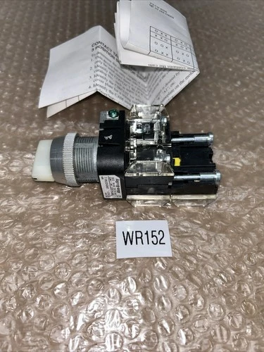NEW Allen-Bradley 800T-24JWH5KB7AA