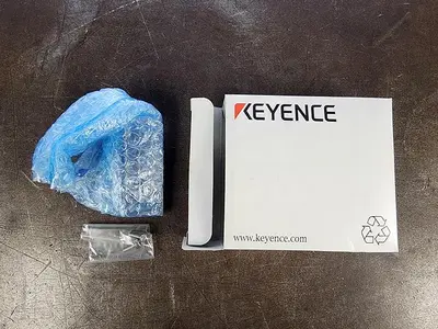 NEW KEYENCE GS-B11