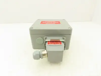 Hoffman CCA16169 Aluminum Enclosure Junction Box 160x160x90mm 16A 6-pin Plugs