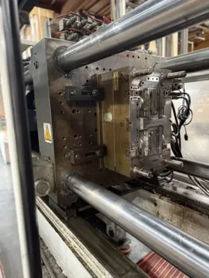 2012 NEGRI BOSSI JANUS 330 Injection Molding Horizontal/Vertical | Machinery Network (4)