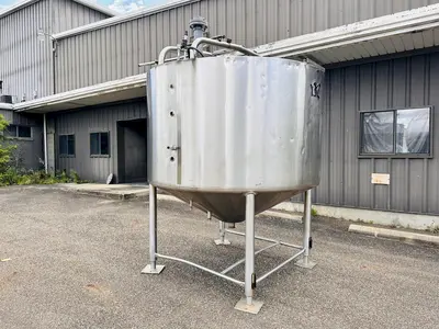 950 Gallon (IN-Operable Jacket) Stainless Steel Mixing / Holding Tanks