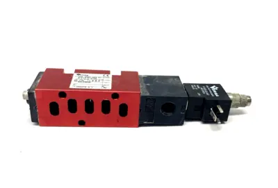 CSG-4332-043-H16-L14-P-A120 | Versa  Solenoid Valve, 4-Way - Used