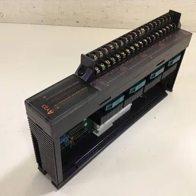 USED MITSUBISHI AY23