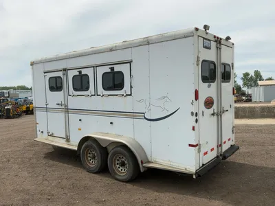USED 2004 SUNDOWNER SUNLITE 727 TANDEM AXLE