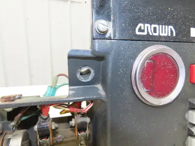 Used CROWN _UNKNOWN_ Forklift Attachments Indiana US | Arrow Industrial #1418010