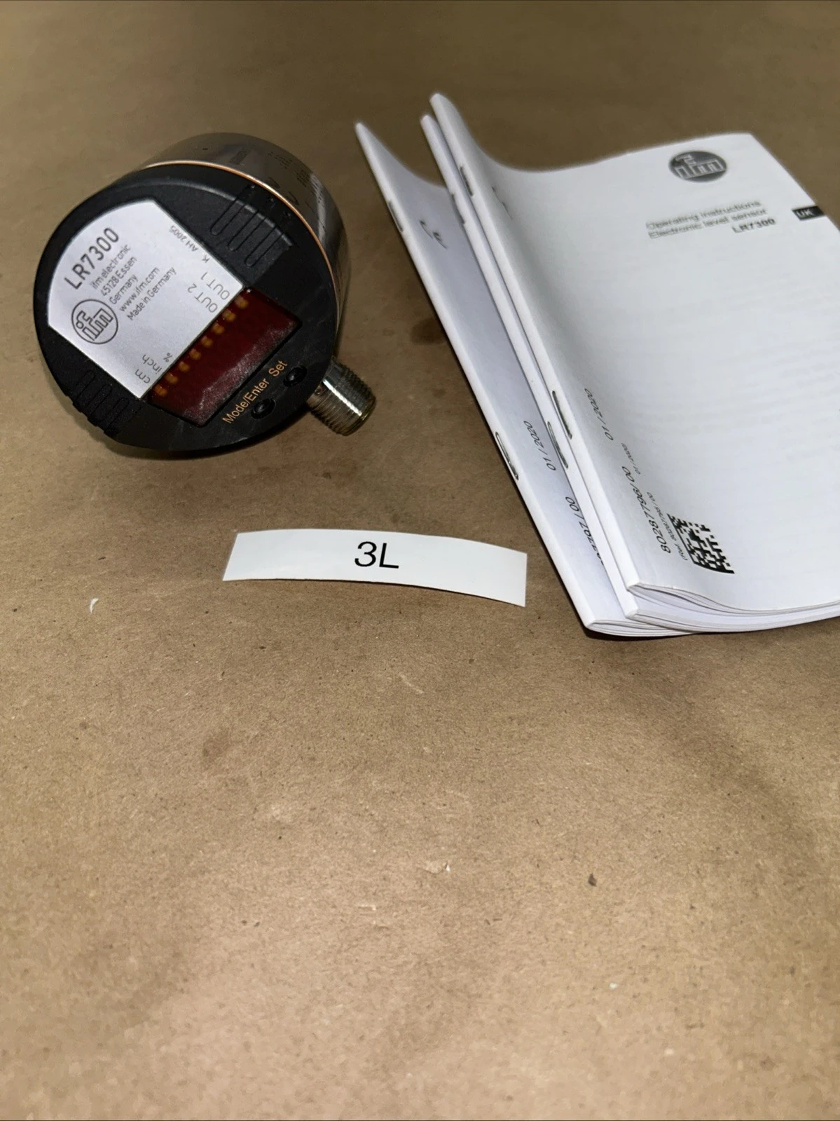 NEW IFM LR7300